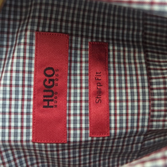 Hugo Boss Men's Sharp Fit Red White Gray Plaid Shirt - M Like New - Picture 2 of 8